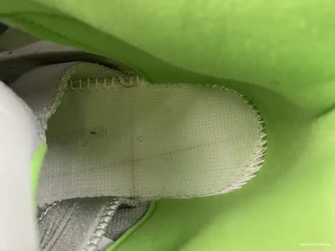 Retro (2022) Bean Green Jordan 5 DM9014-003 0529
